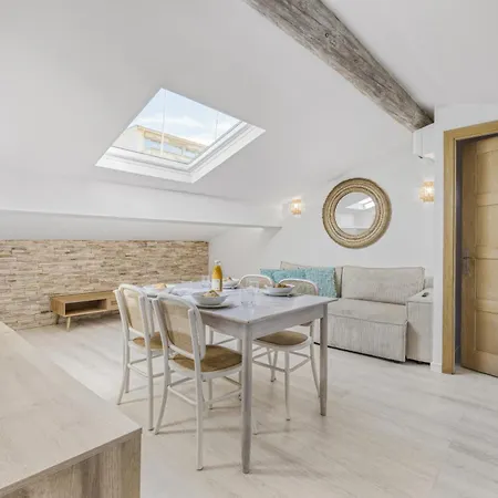 Apartment F3 Rue Marechal Foch, Hypercentre A 2 Minutes Du Palais Des Festivals